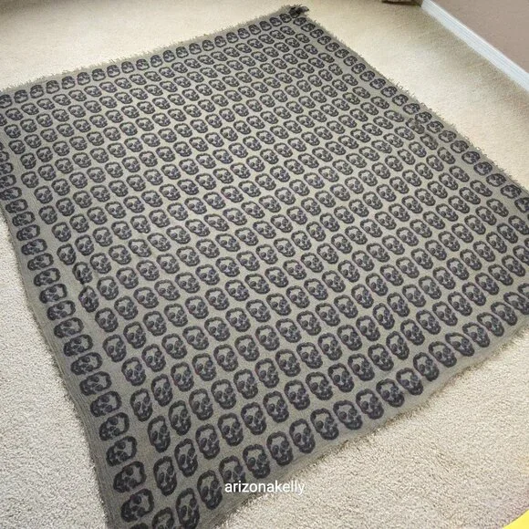 Zadag & Voltaire HUGE Scarf Delta Arty Skull Bronze - Picture 6 of 12